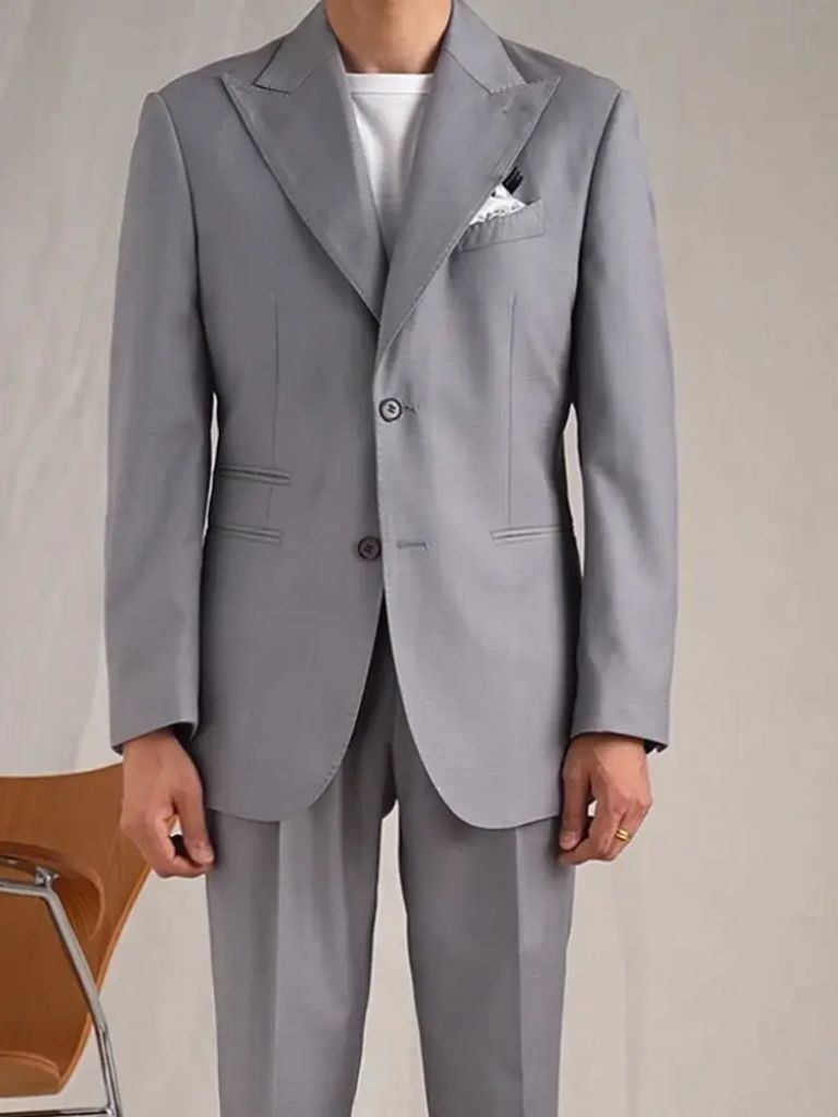 Blazer d’affaires minimaliste