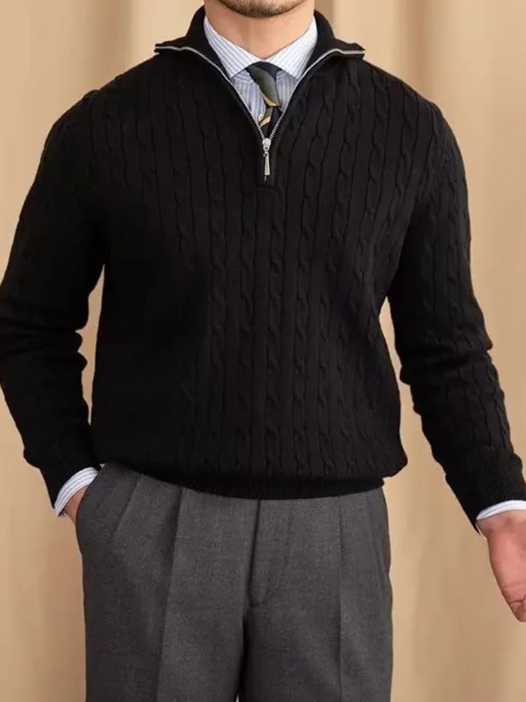 Pull à Col Zippé en Maille Torsadée