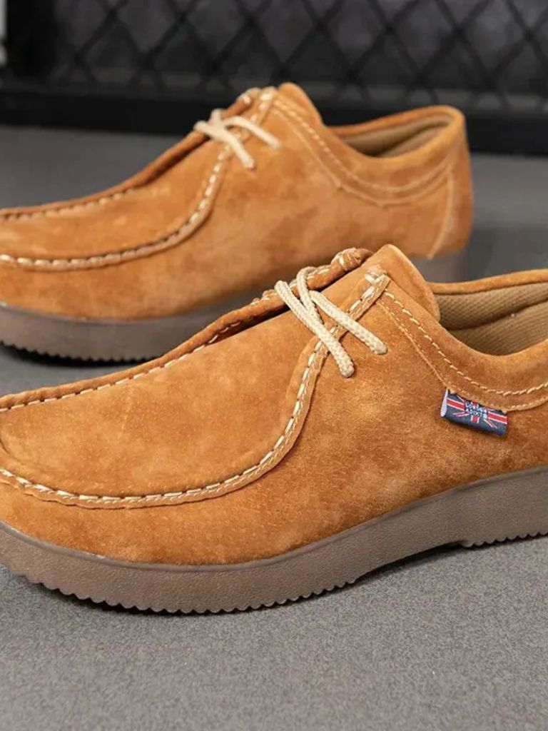Mocassins élégants luxueux et confortables