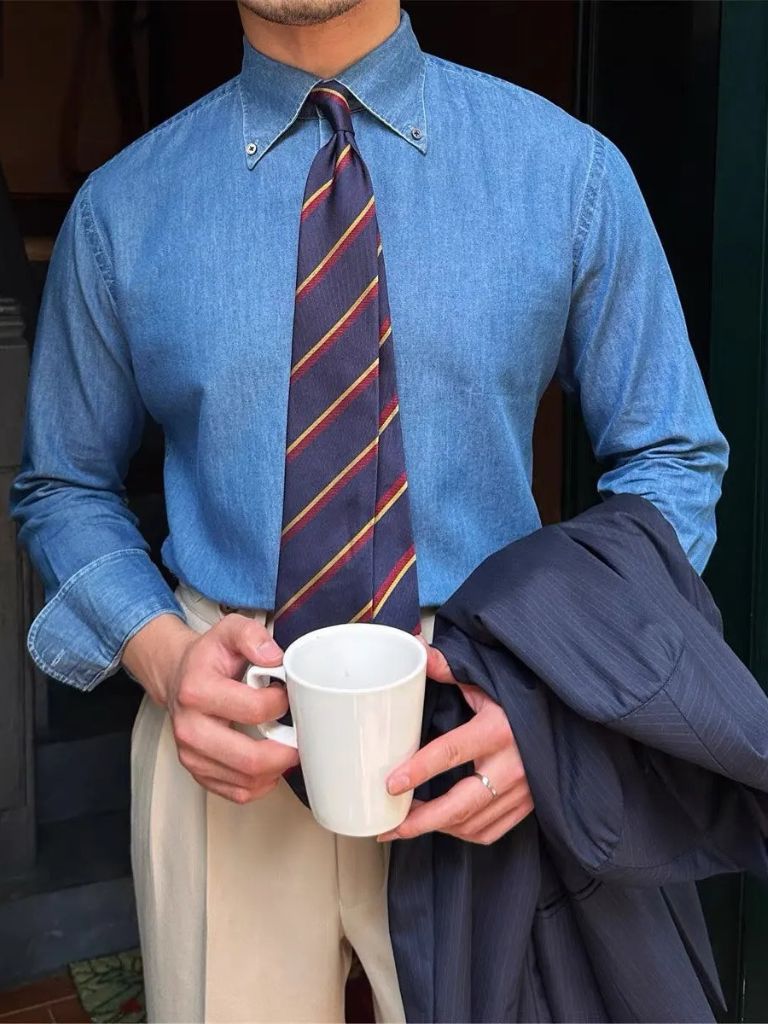 Chemise élégante en denim