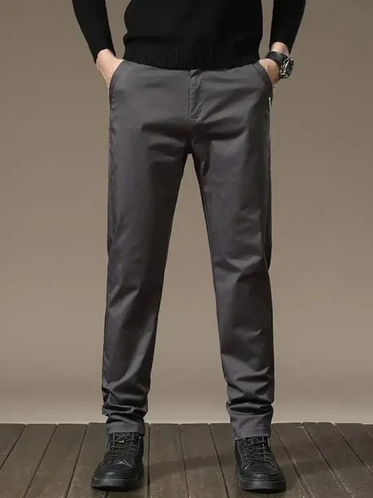 Pantalon Essential Straight