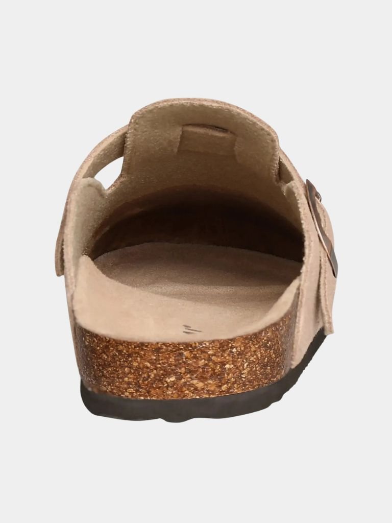 Sabots en daim essentiels