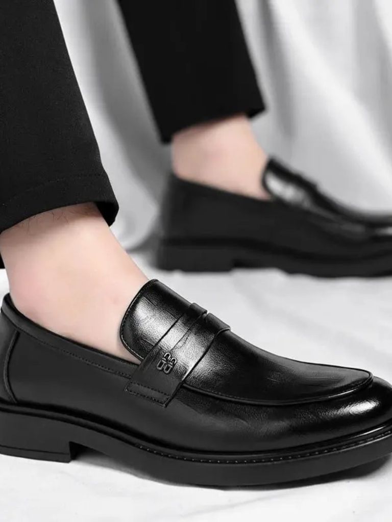 Chaussures en cuir pour homme