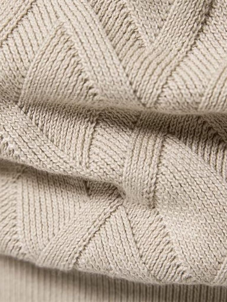 Pull Minimaliste en Maille
