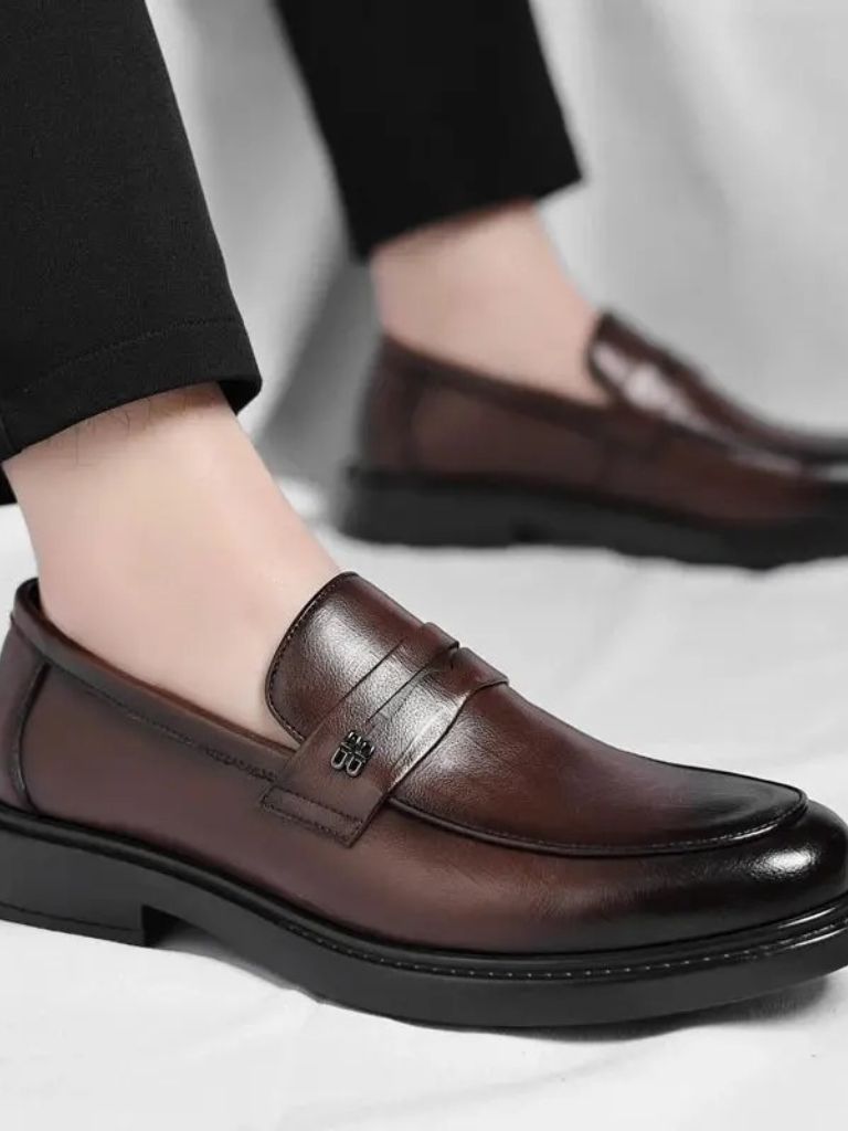 Chaussures en cuir pour homme