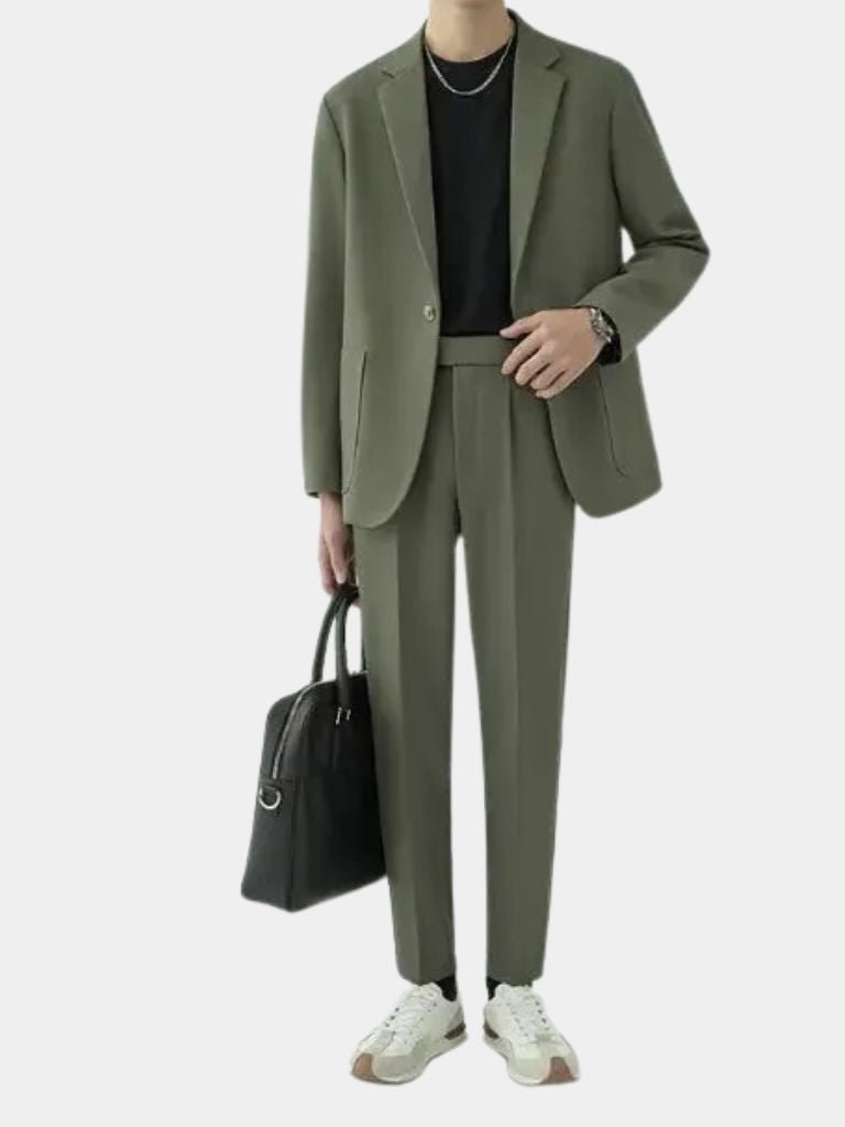 Ensemble costume minimaliste moderne