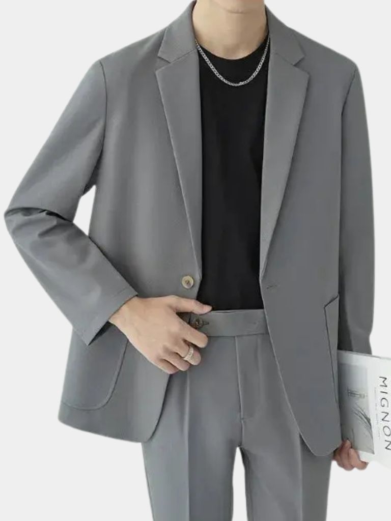 Ensemble costume minimaliste moderne